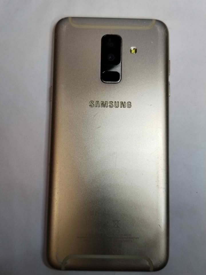 Samsung S6+