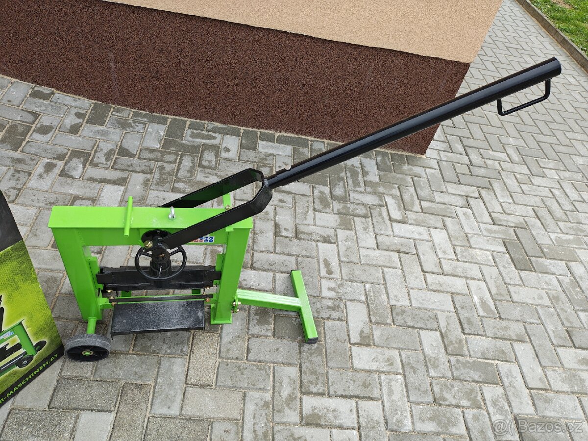 Lamacka zámkové dlažby