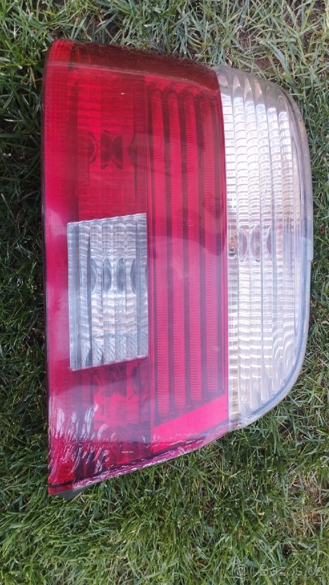 Zadné svetlo BMW E39, facelift