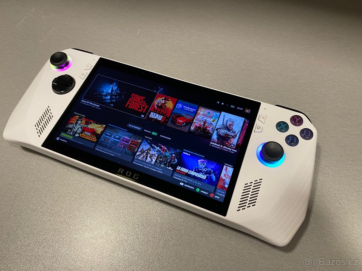 Rog Ally Z1 Extreme + příslušenství