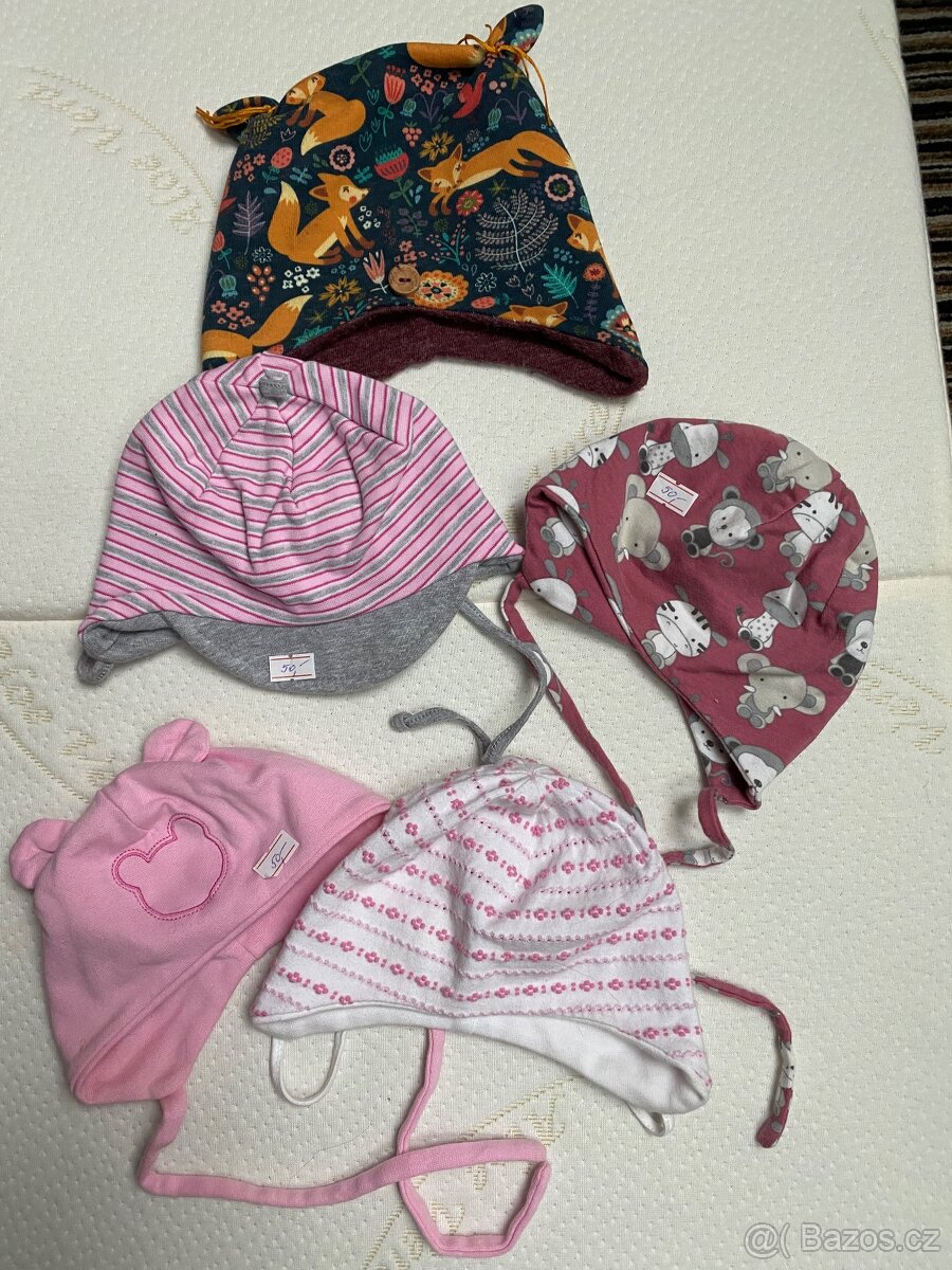 Dětské jarní čepičky