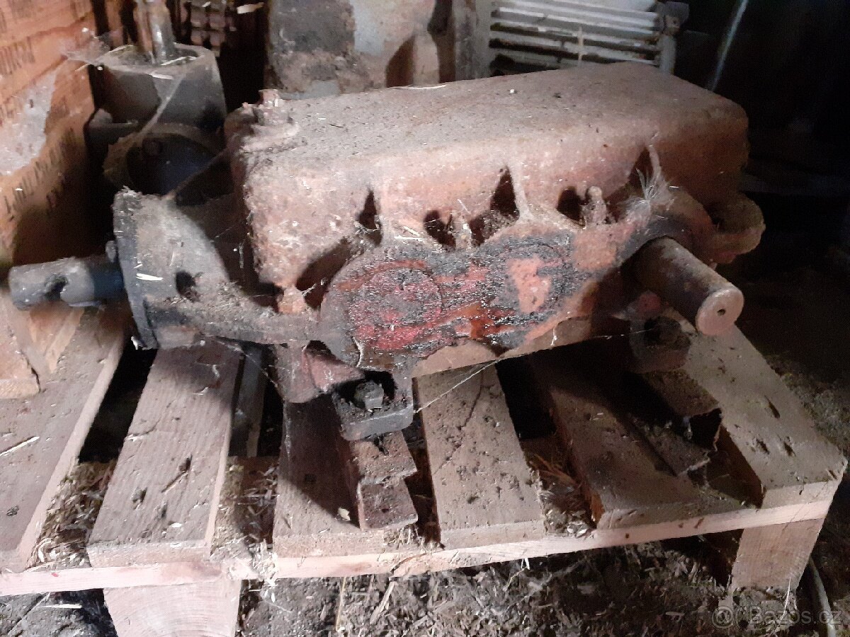 Úhlová převodovka 1:1,25 a 6,7