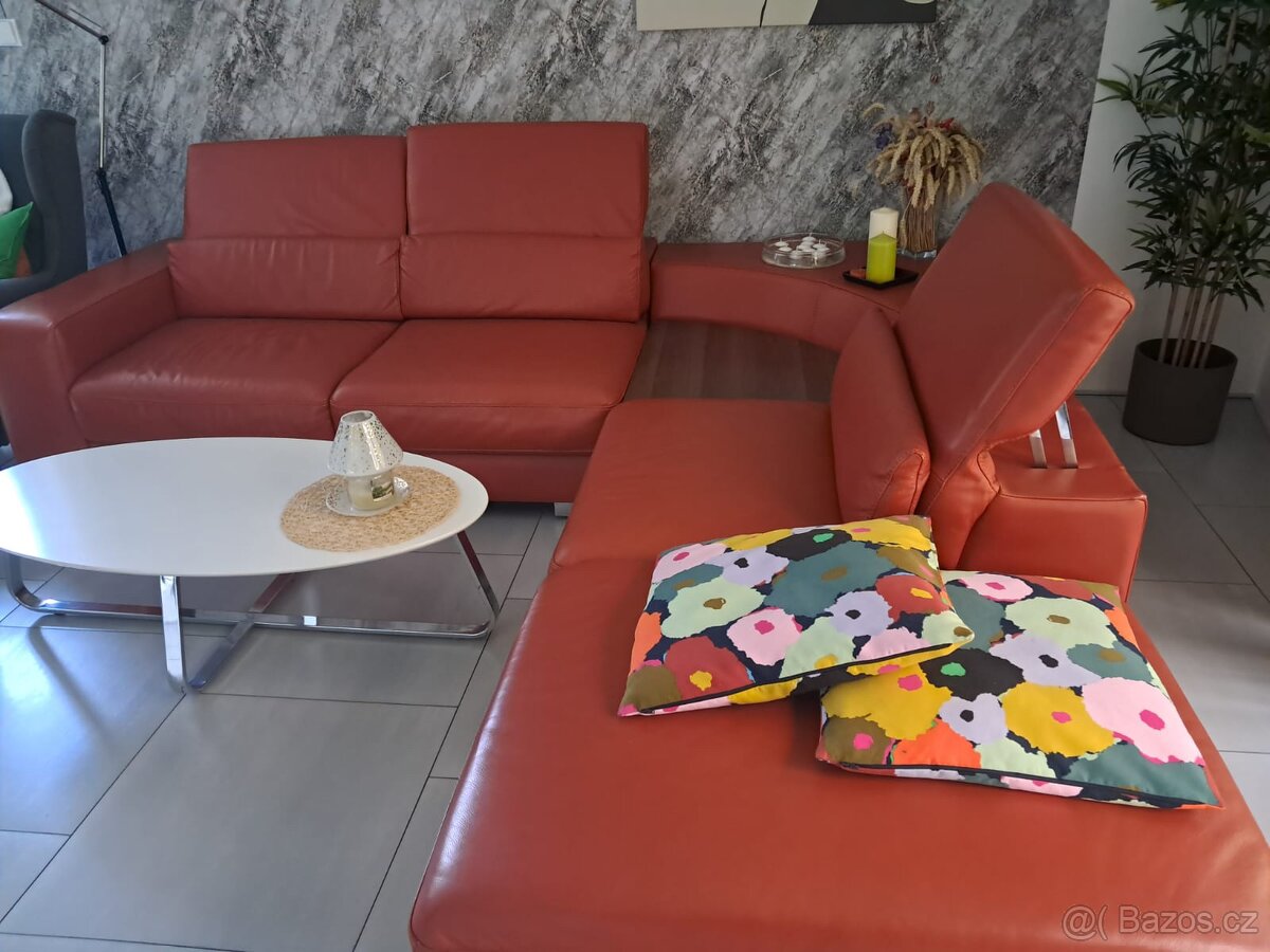 Rohová kožená sedačka