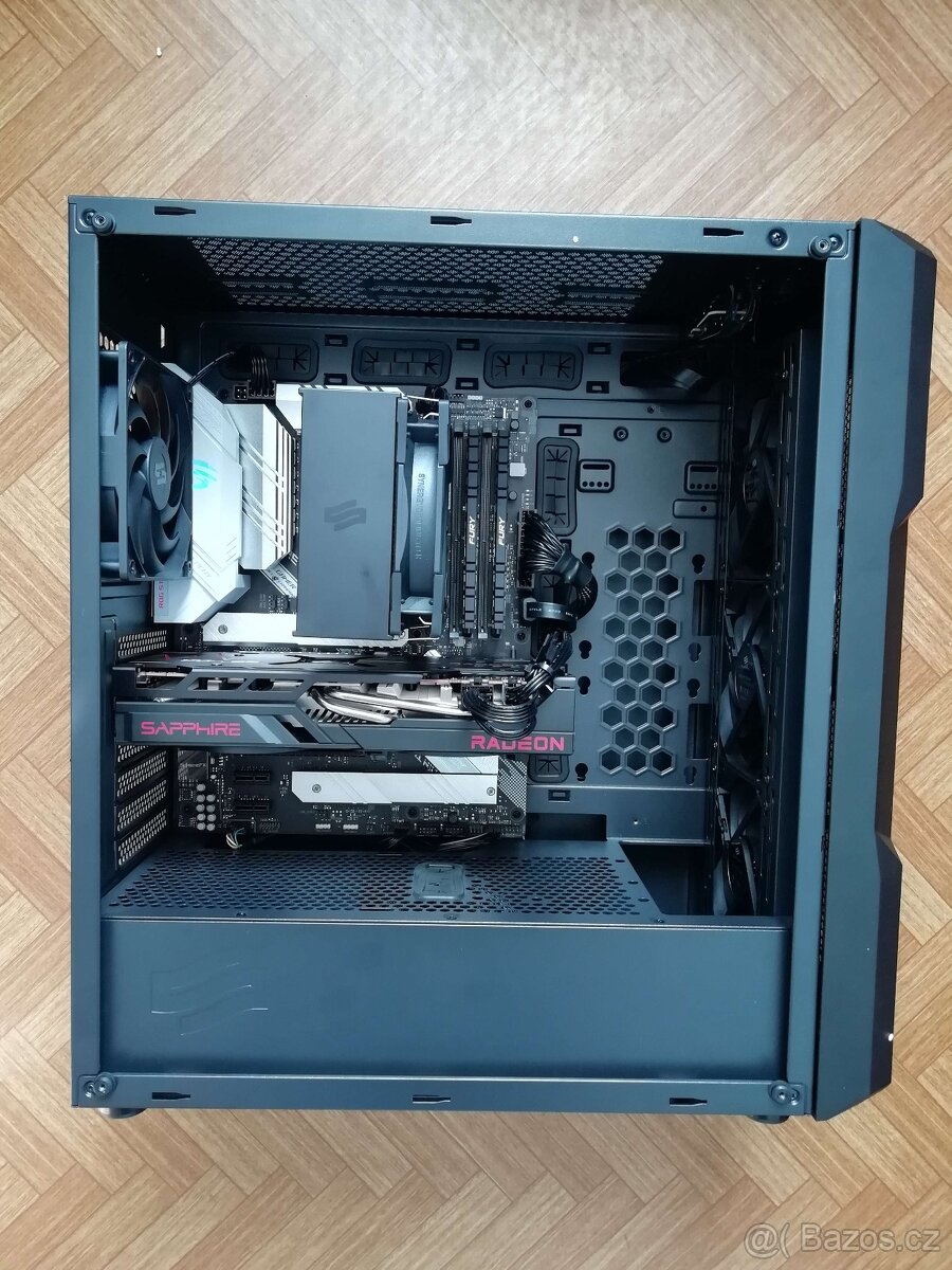 Herní PC / AMD 5700x + RX 6700 XT 12GB