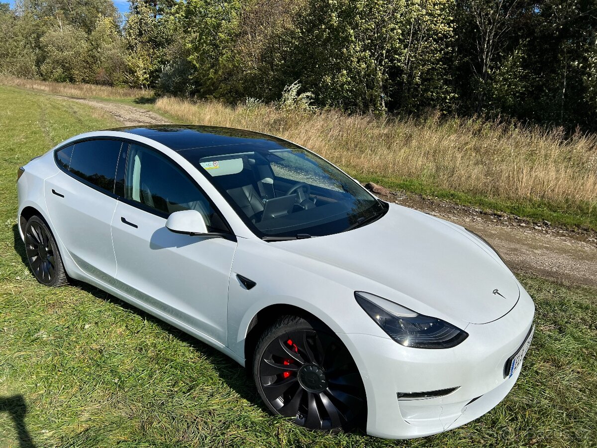 Tesla 3 Performance 9/2021 refresh model