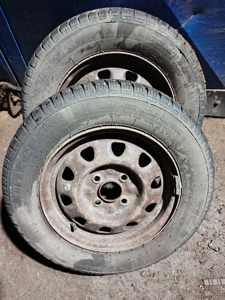 Zimní kon na Škoda Felicia 165/70R13 79T