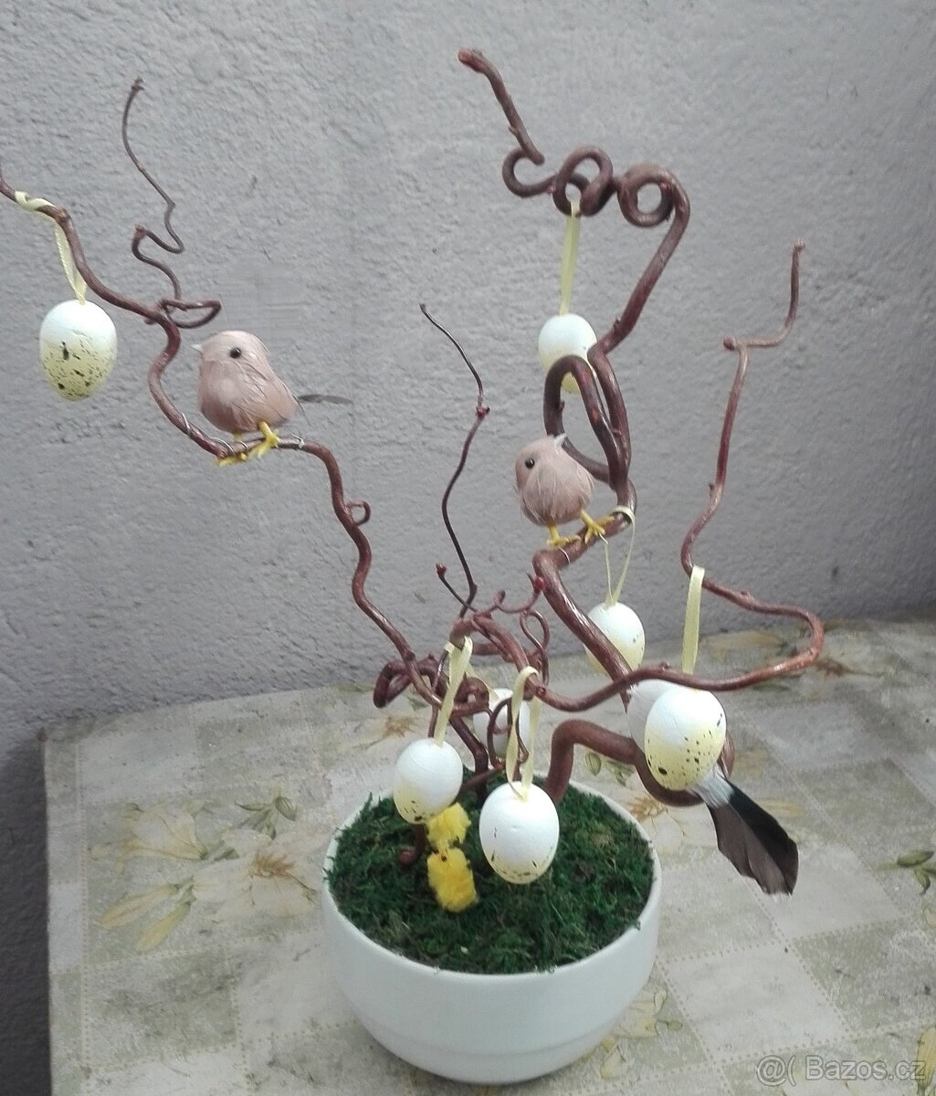 Velikonoční dekorace na stůl