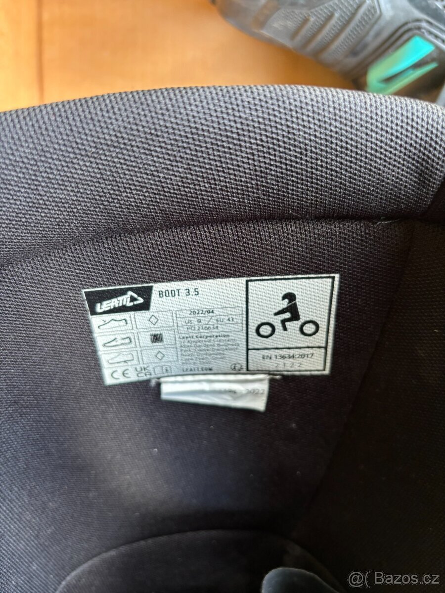 Motokrosove bot Leatt