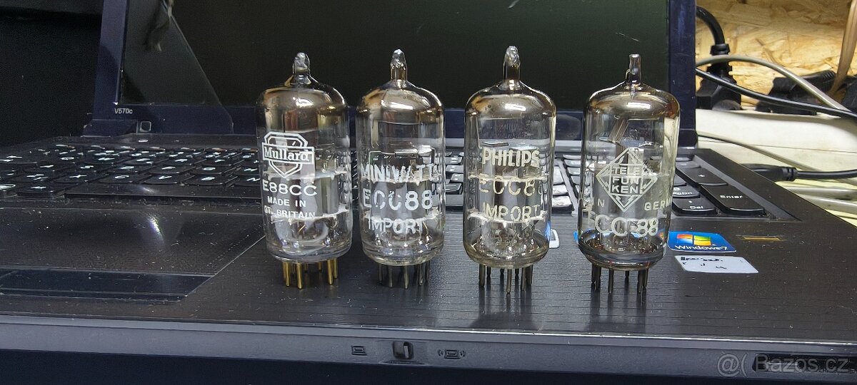 ECC88 Mullard E88CC /Philips / Telefunken po kusoch