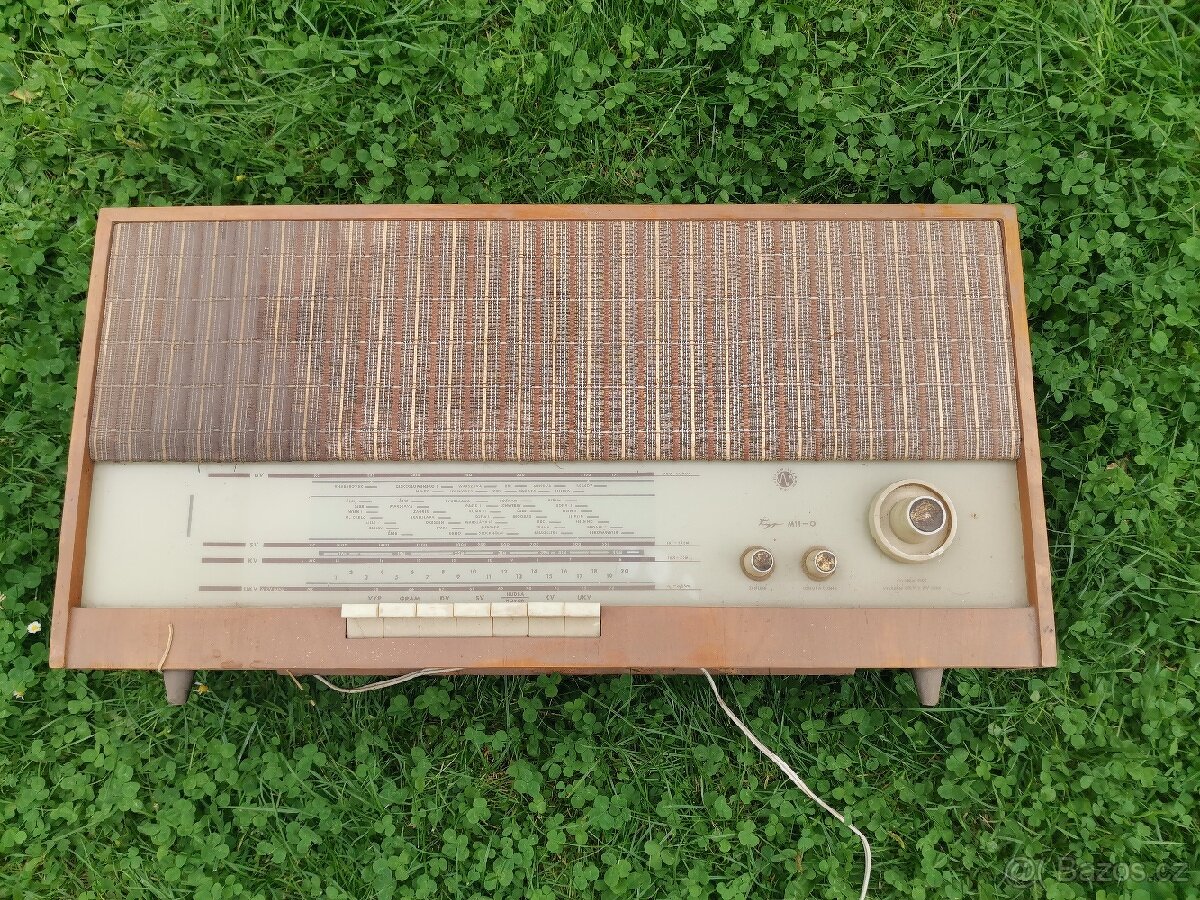 Radiopřijímač Typ M11-0