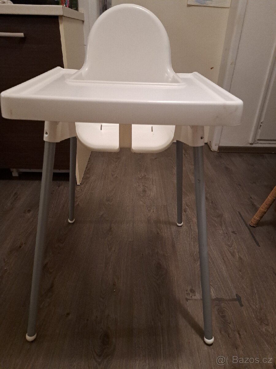 Jídelní židlička (Ikea)