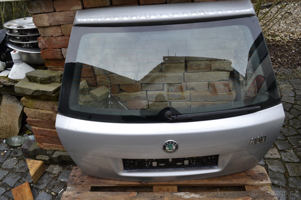 Š Fabia I- páté.dveře kompletní
