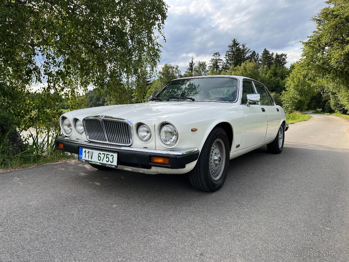 Jaguar XJ V12 - nová veteránská testace