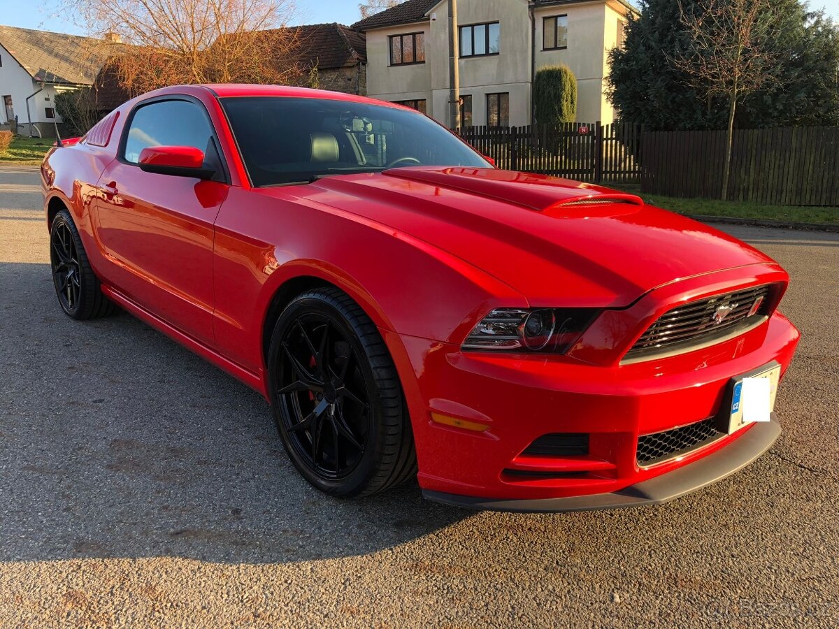 Ford Mustang 3.7 V6