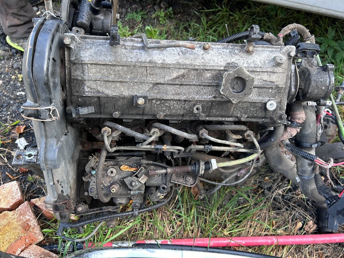 Motor fiat 1.7 Td včetně převodovky a příslušenství