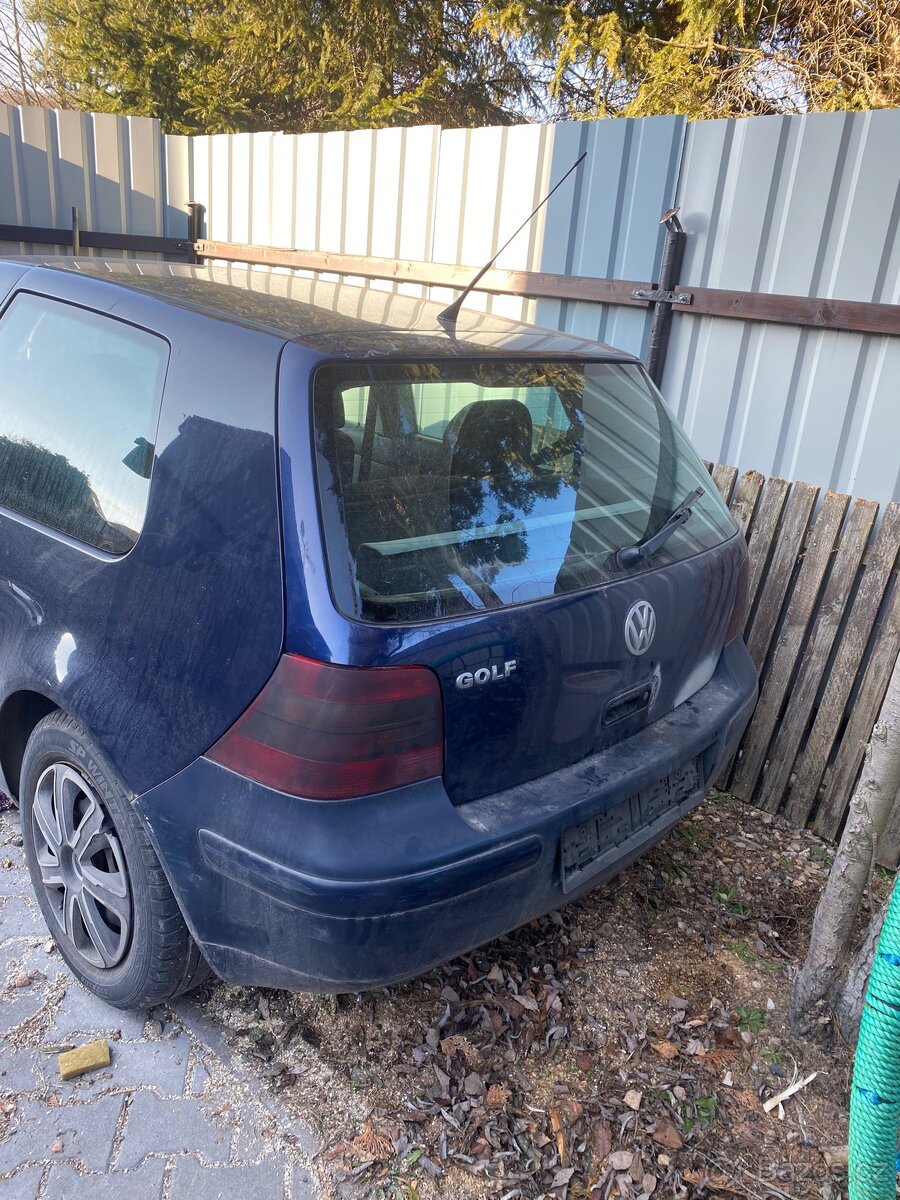 Vw golf iv zadní světla