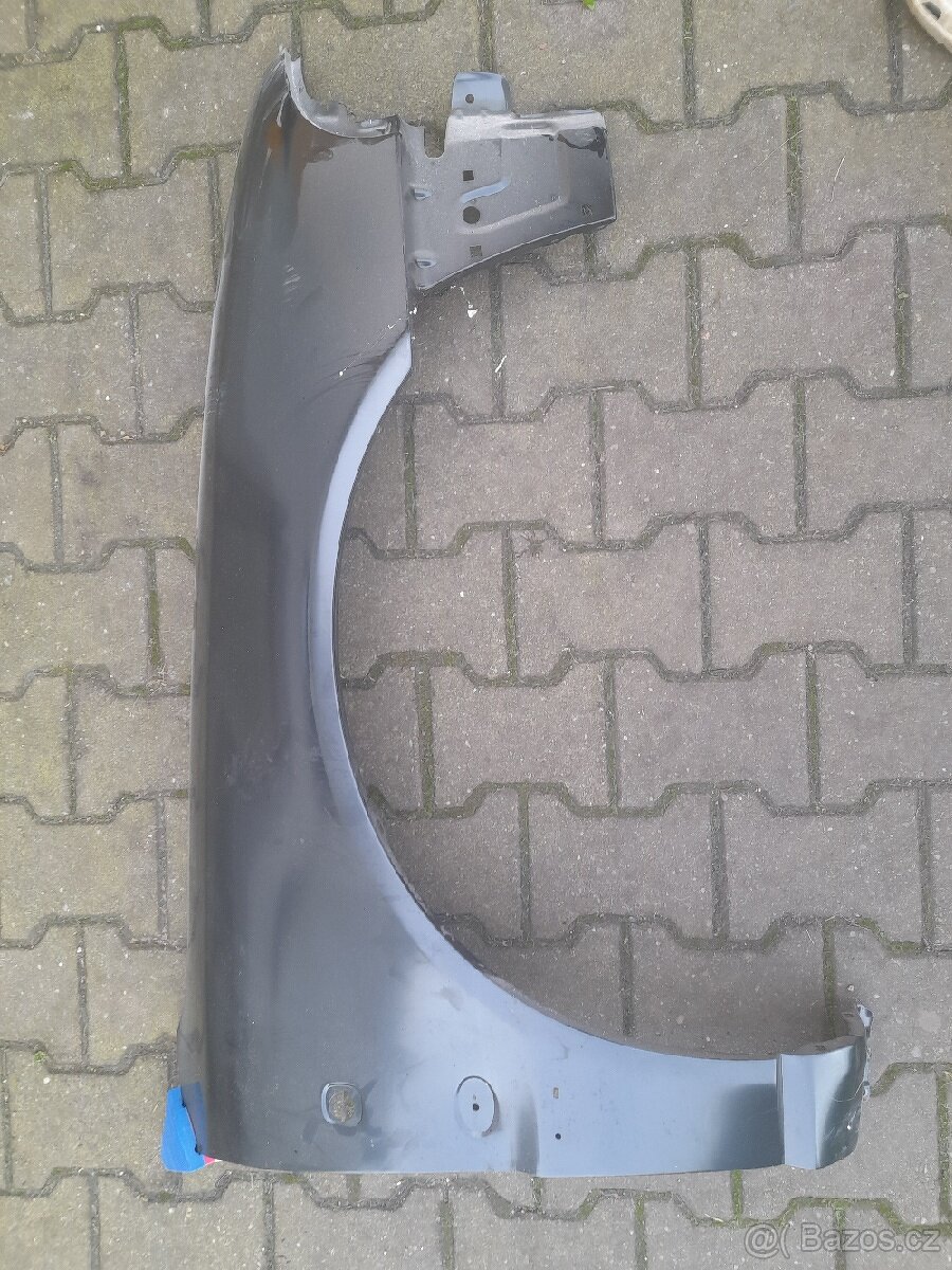 Blatník Audi A4 96