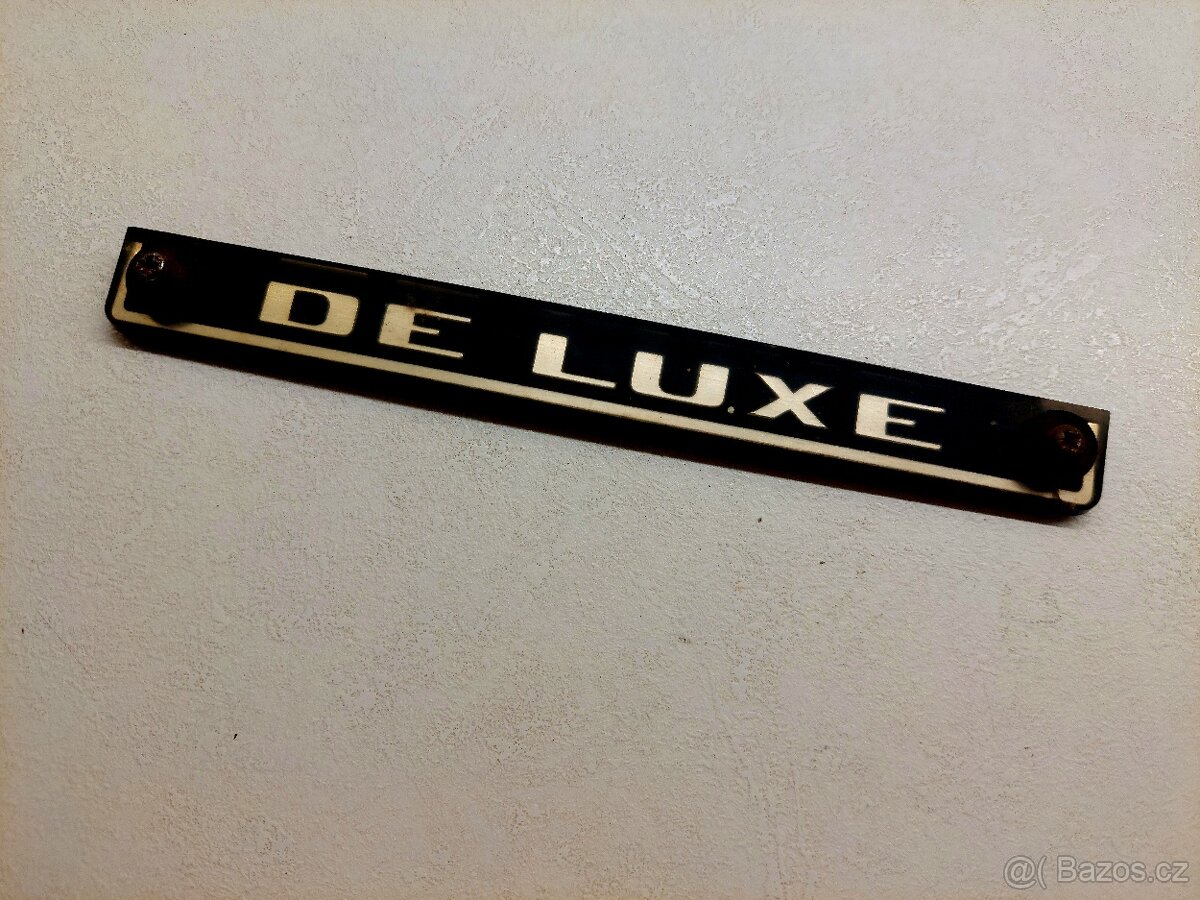 Nápis pro vozy Škoda DE LUXE