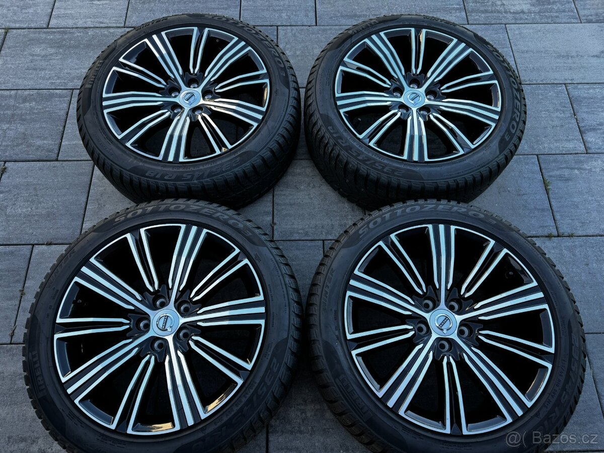 Originál alu kola Volvo V60 S60 zimní Pirelli