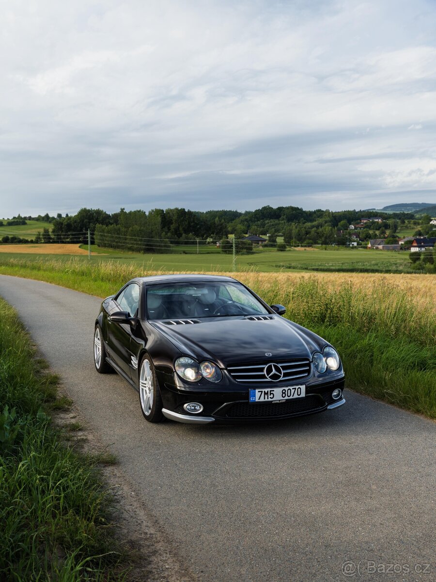 Mercedes SL500 Black