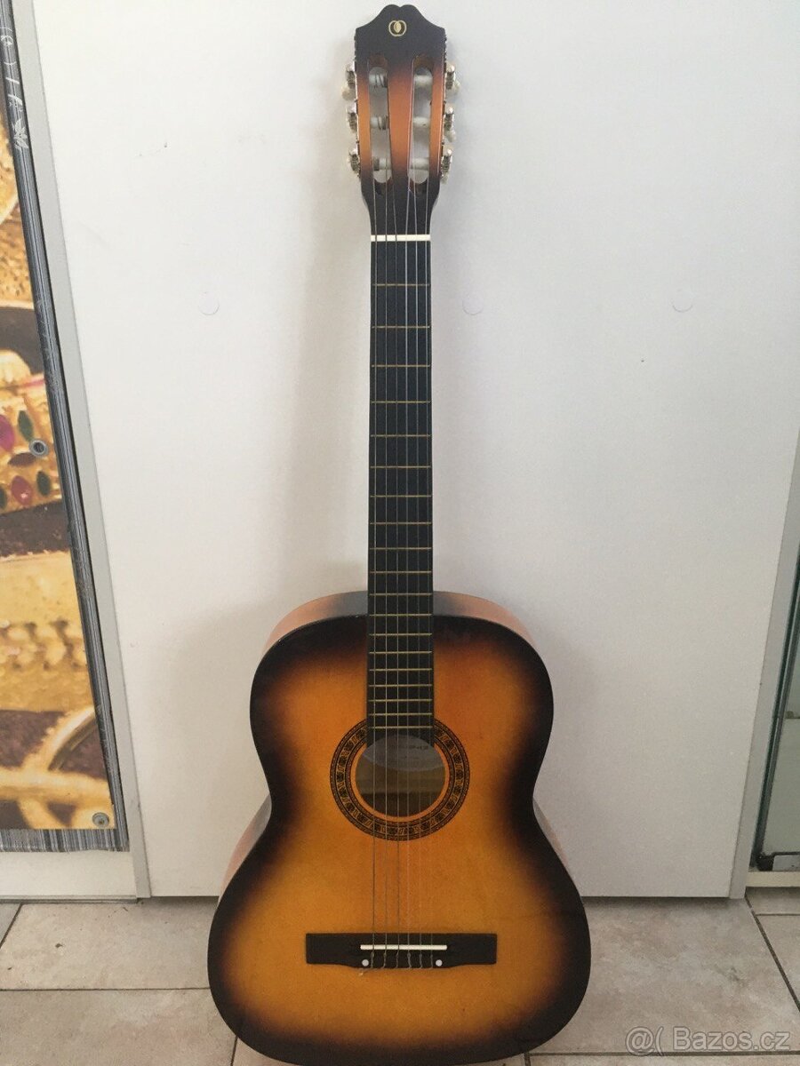Kytara Pecka CGP-44 SB