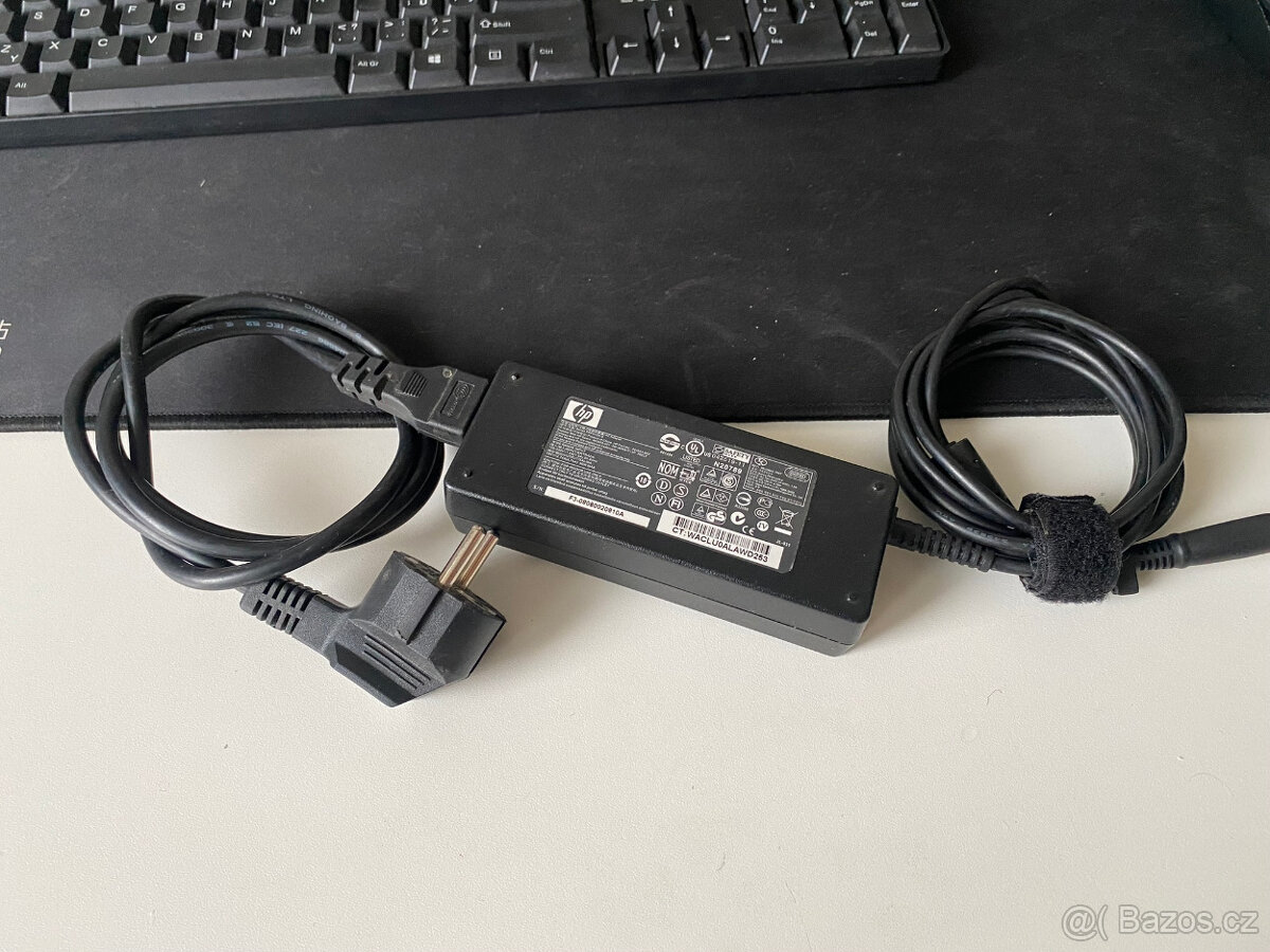 Originální nabíječka adaptér HP PPP012H-S