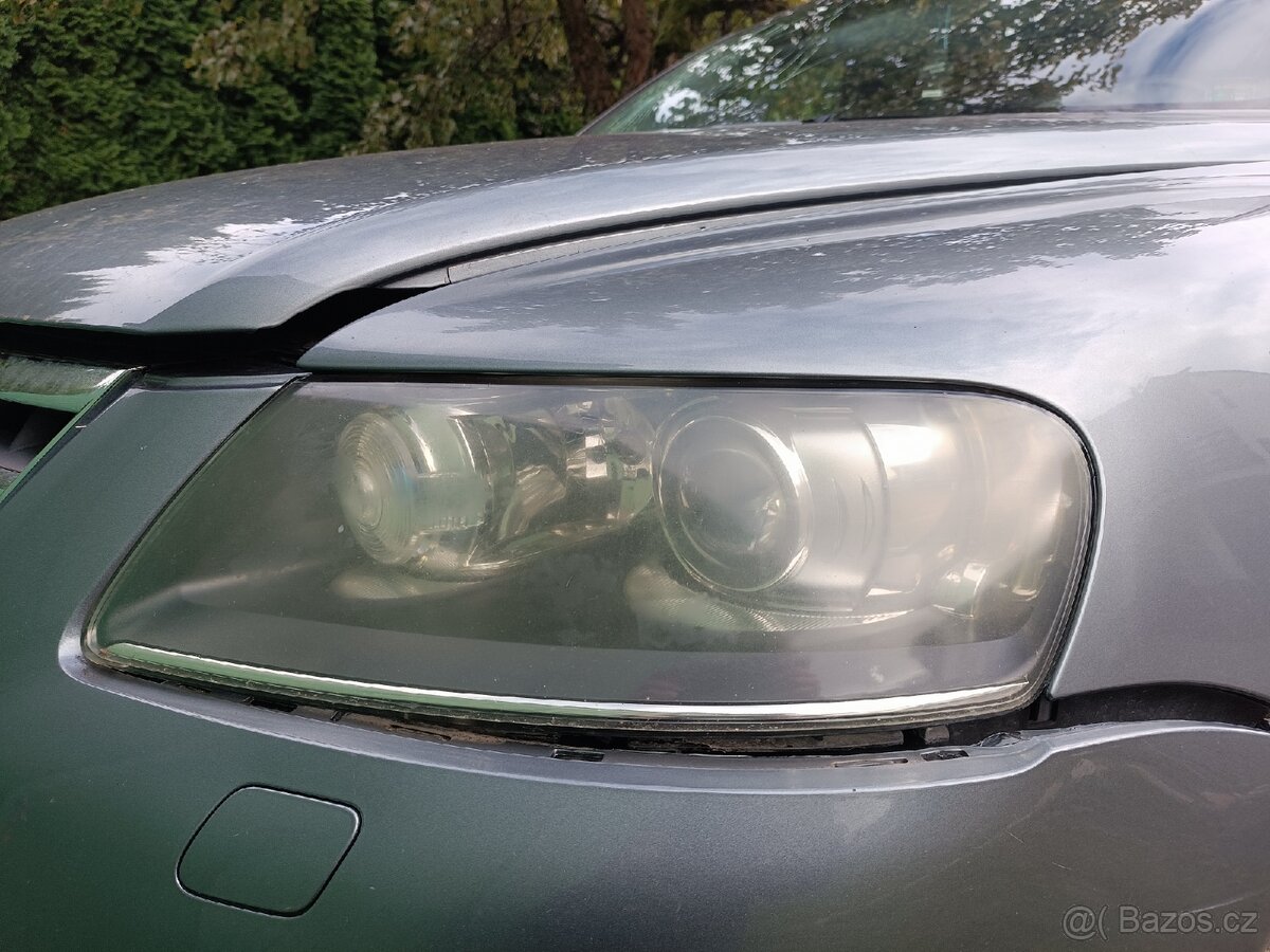 VW Touareg Levý přední Xenonový světlomet