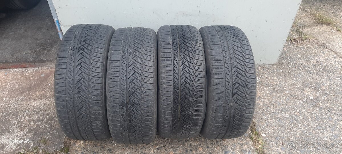 235/45 R18 Continental WinterContact zimní