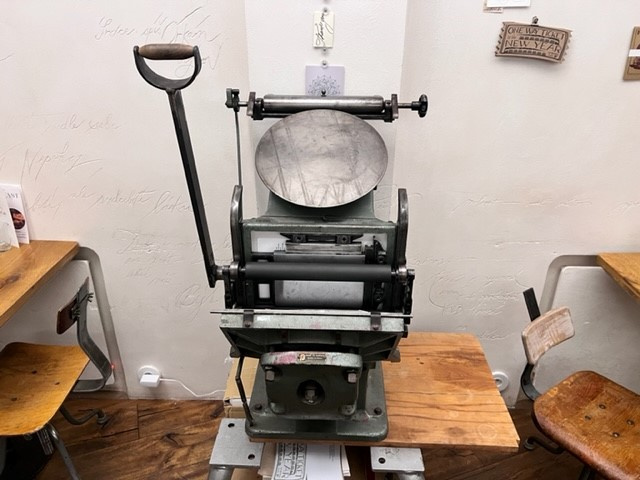 BOSTON - knihtiskový stroj - PRODÁNO