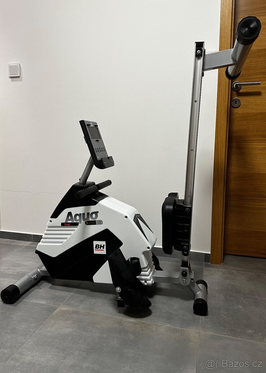 Veslovací trénažér BH FITNESS Aquo Dual