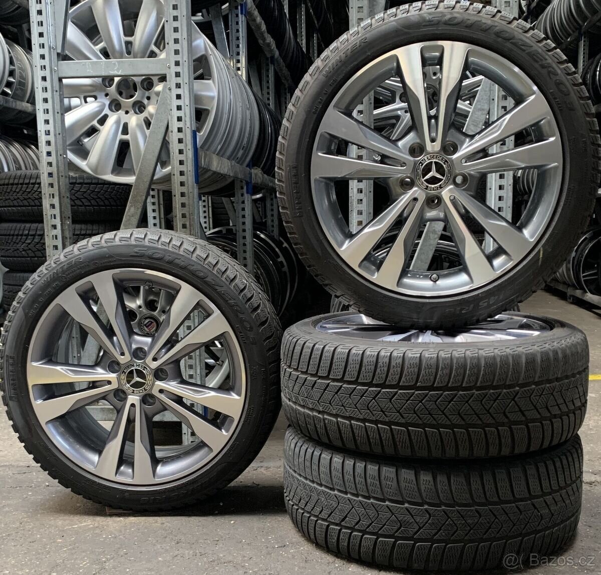 Mercedes R18 7,5J x18 Et44 Originál W205 V-class