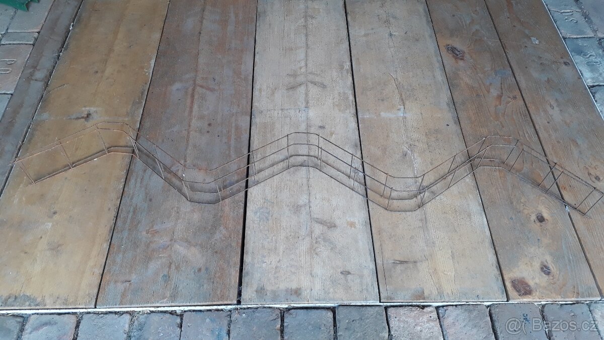 DISTOL - ocelová distance 14 cm