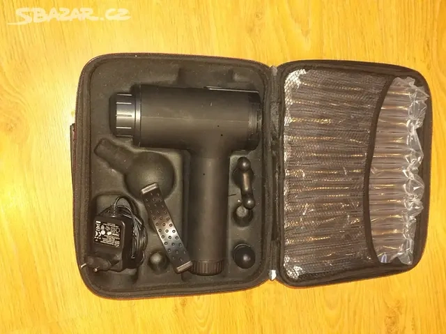 Prodám Aku masážní pistole s nástavci