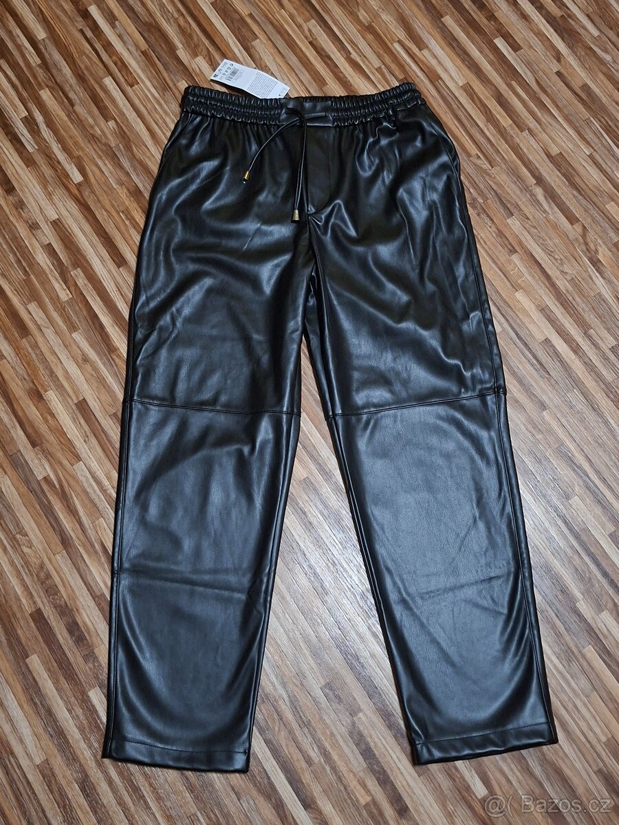 Nové koženkové kalhoty vel. M