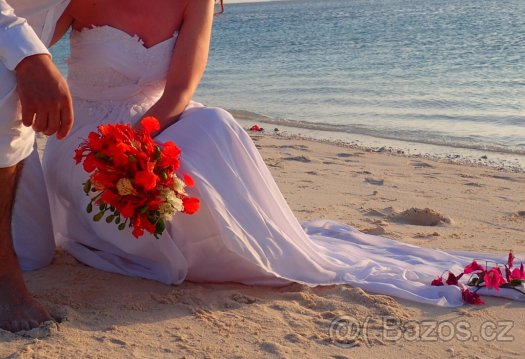 Svatební šaty velikost 38(S)