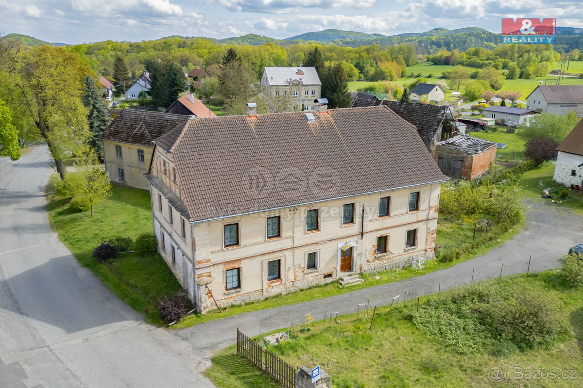 Prodej rodinného domu, 330 m², Ždírec