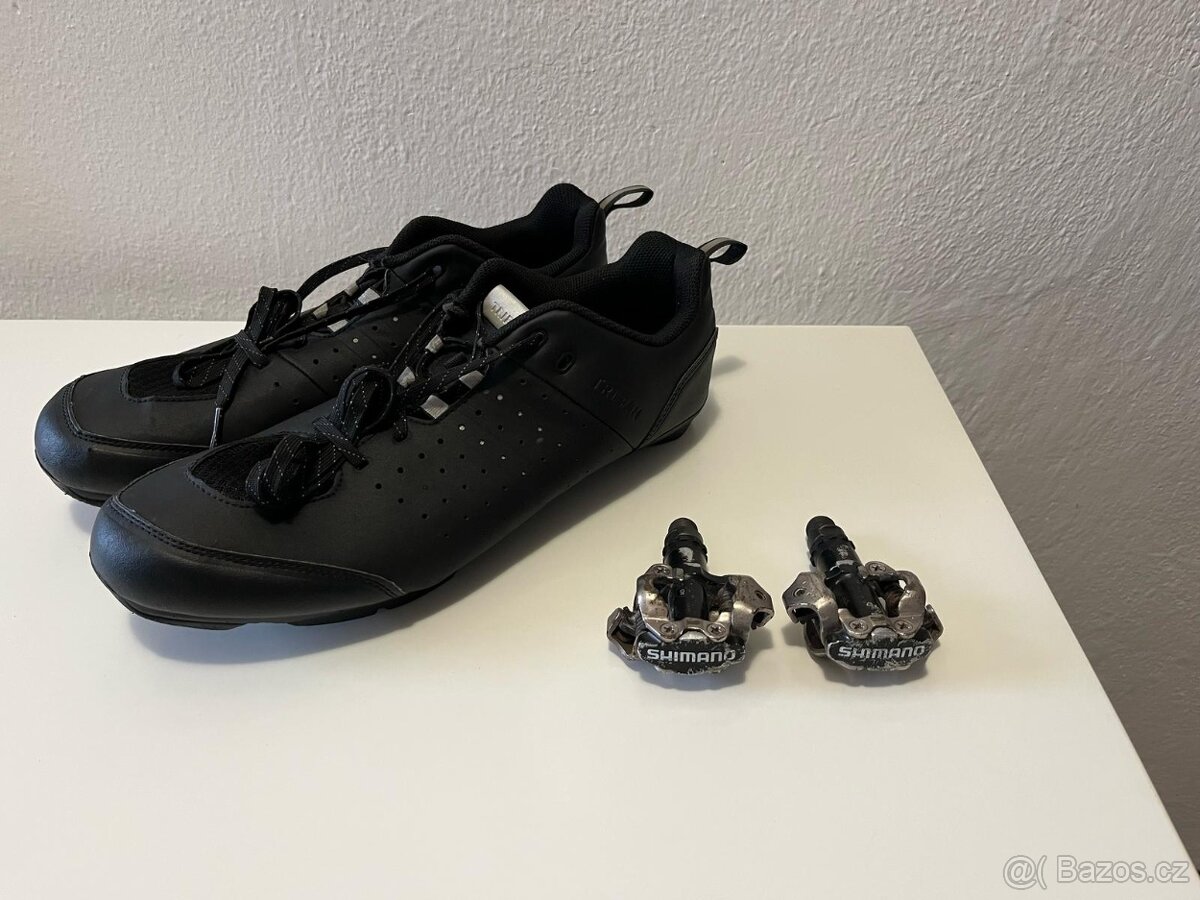 CYKLISTICKÉ TRETRY TRIBAN VEL. 46-47 + PEDÁLY SHIMANO