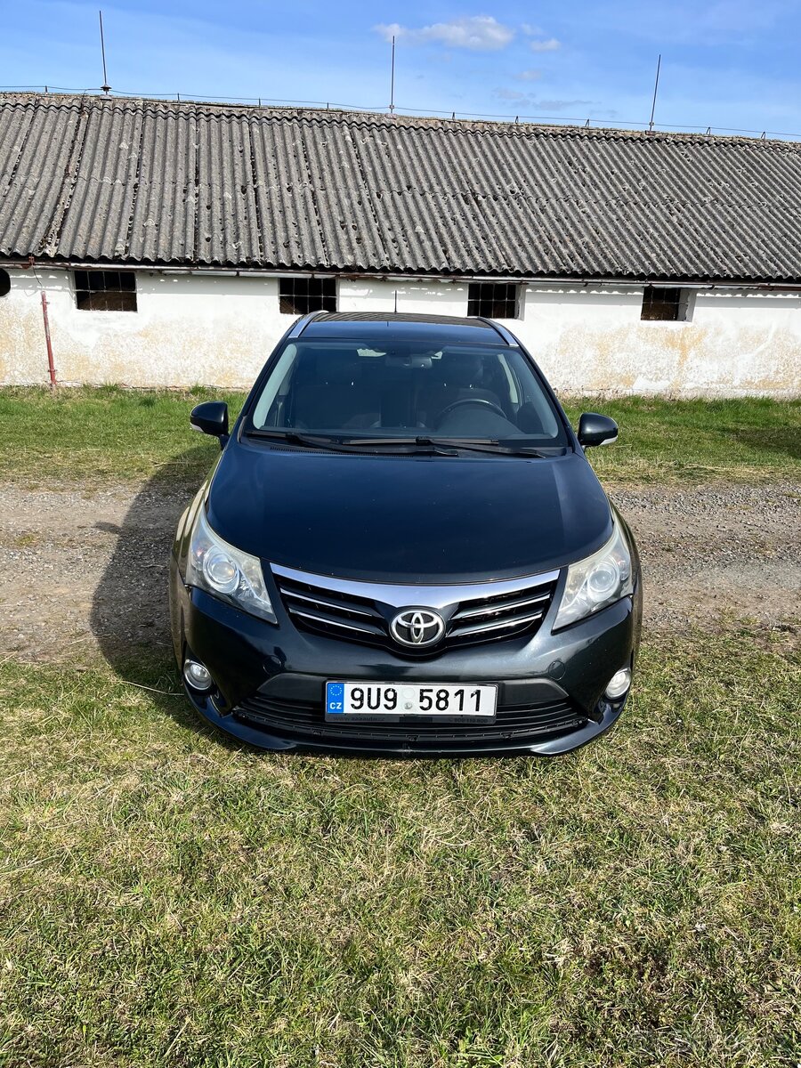 Toyota Avensis 2013, 2.0 D4D 91 kW nafta