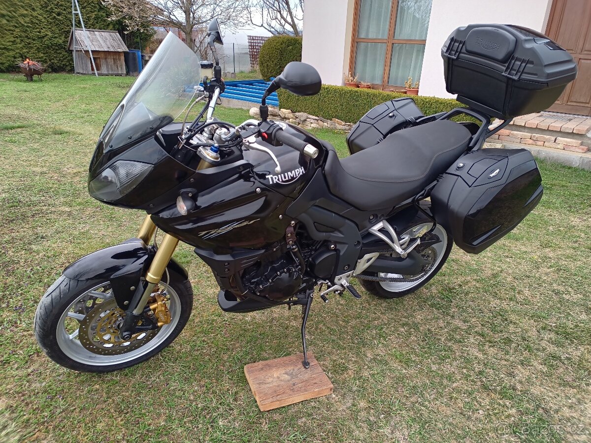 Triumph Tiger 1050