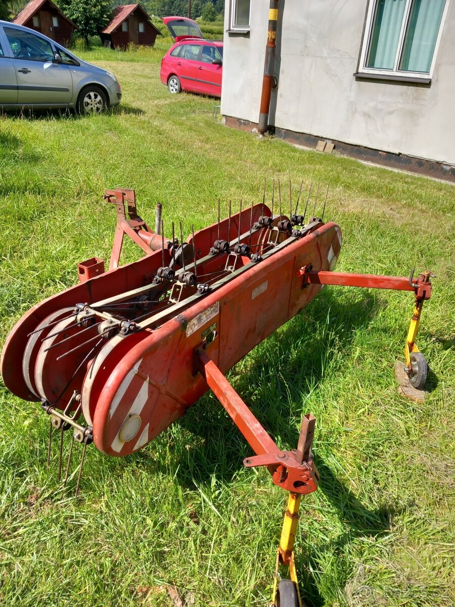 Obraceč na seno