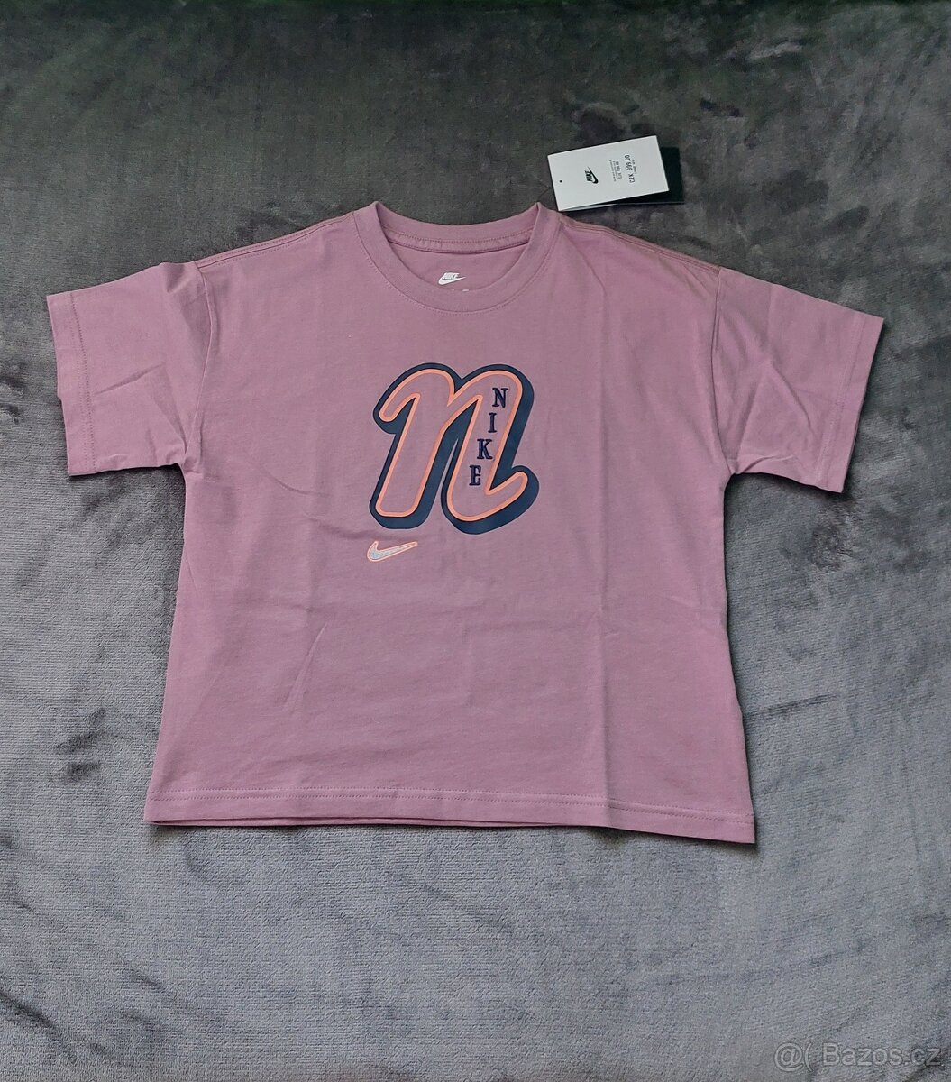 Nové dívčí tričko Nike