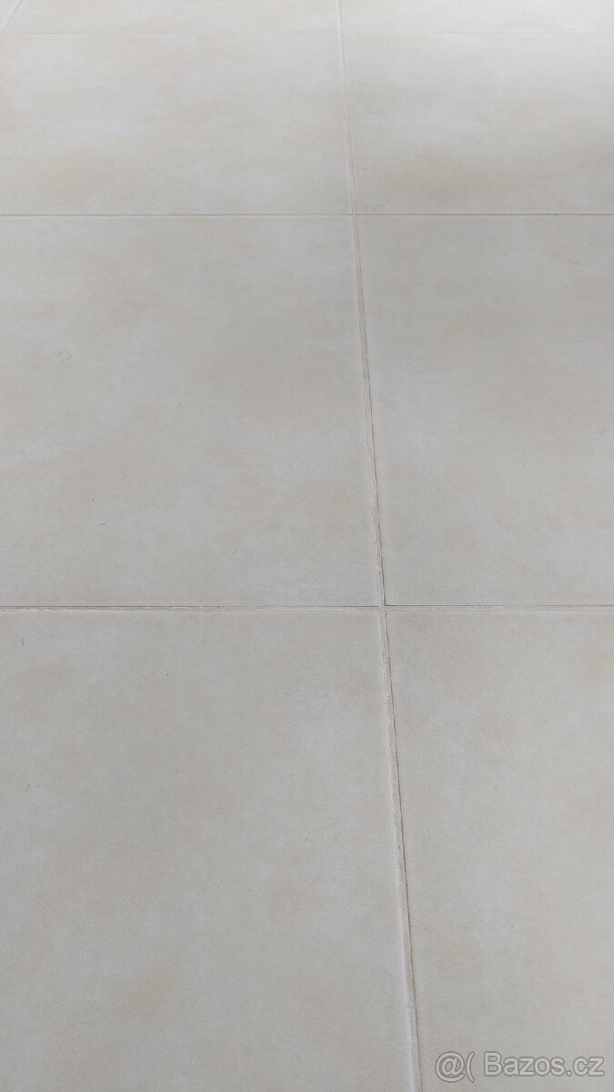 Dlažba Lacca světle béžová 45x45