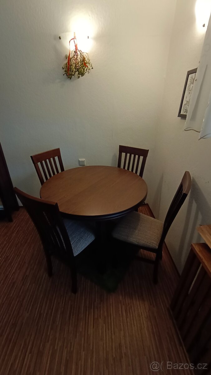 Set stůl a židle