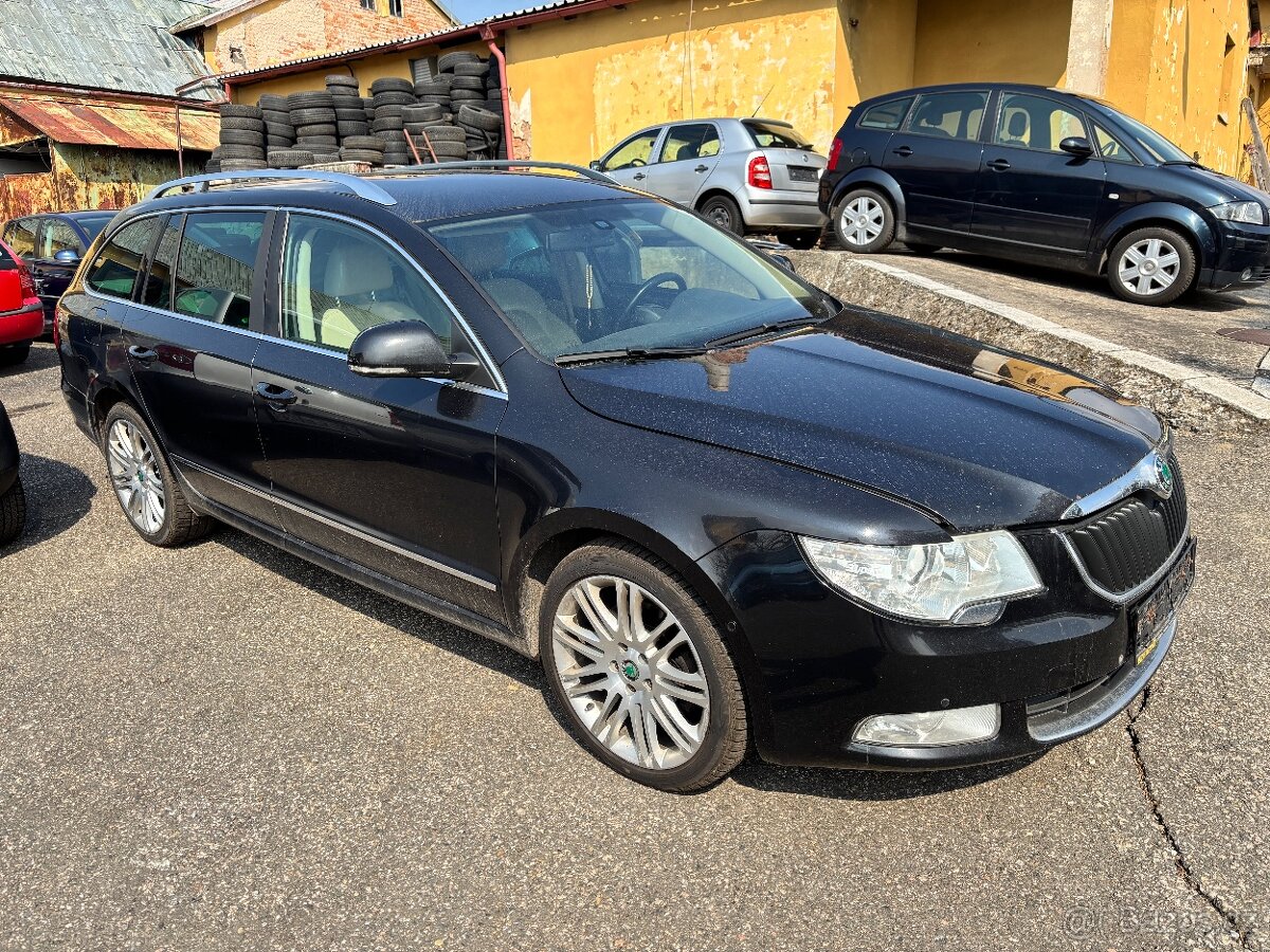 Škoda Superb Combi 2