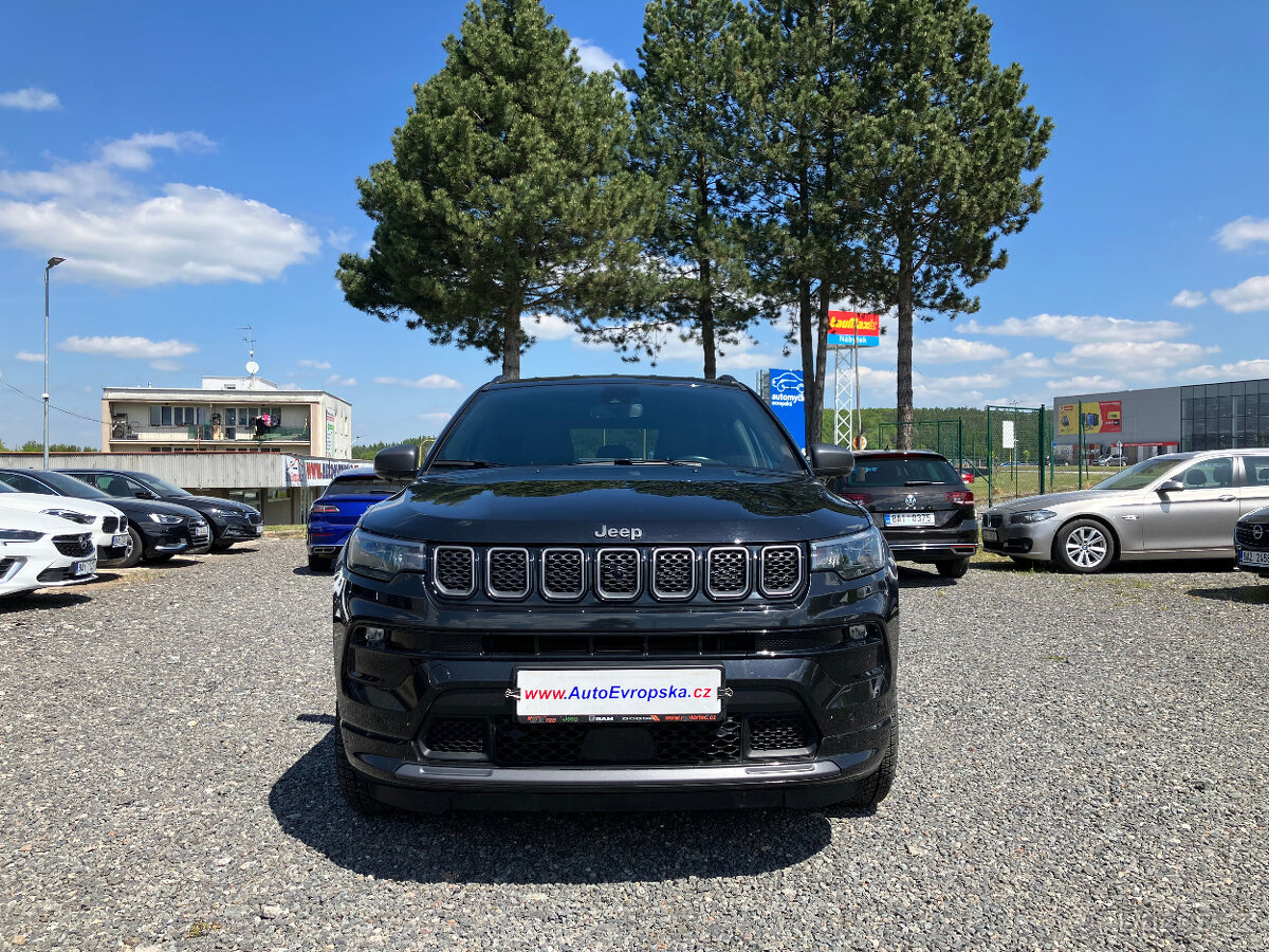 JEEP COMPASS 1,3 GSE DDCT LIMITED