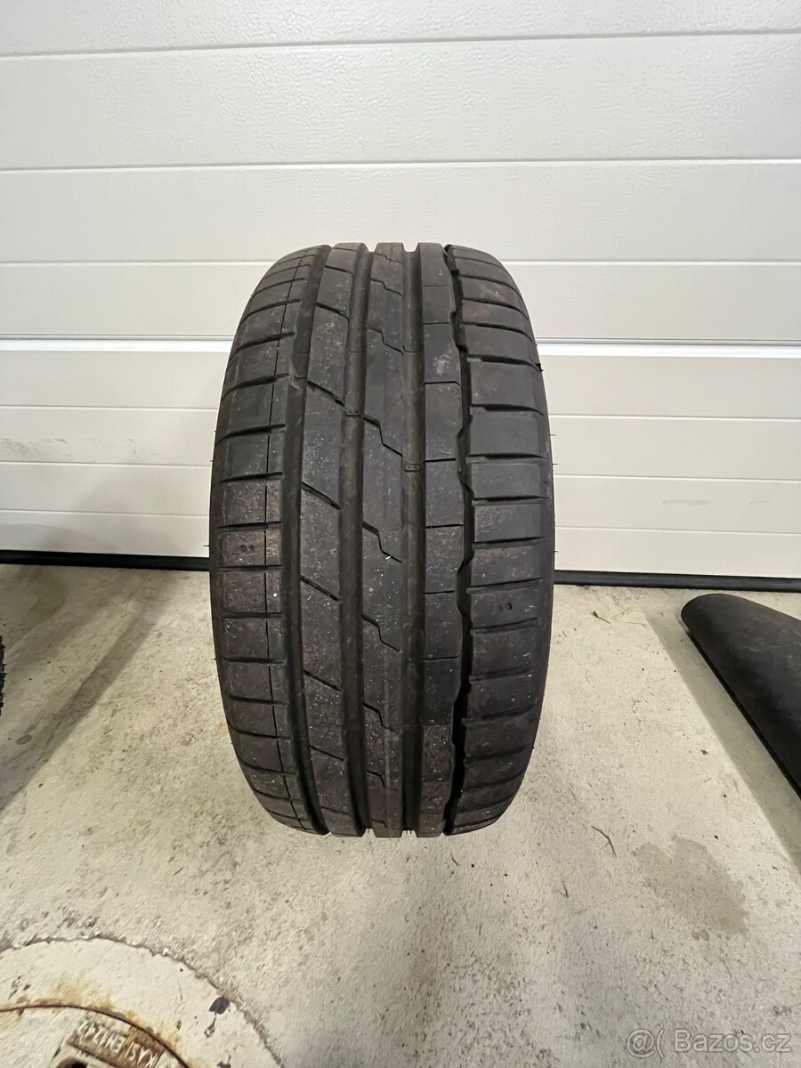 Nové pneu HANKOOK 225/50/18
