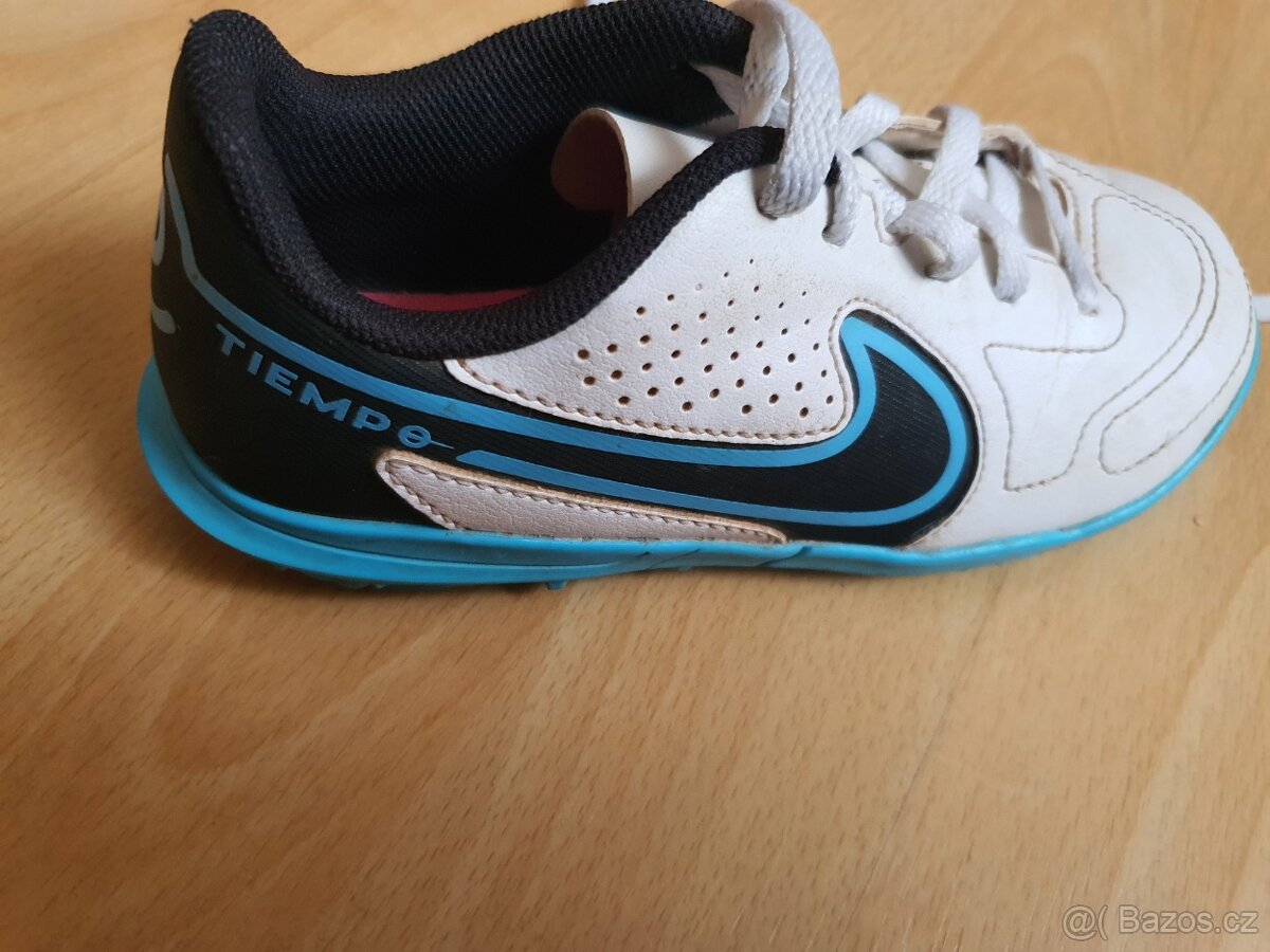 Turfy Nike Tempo 29.5