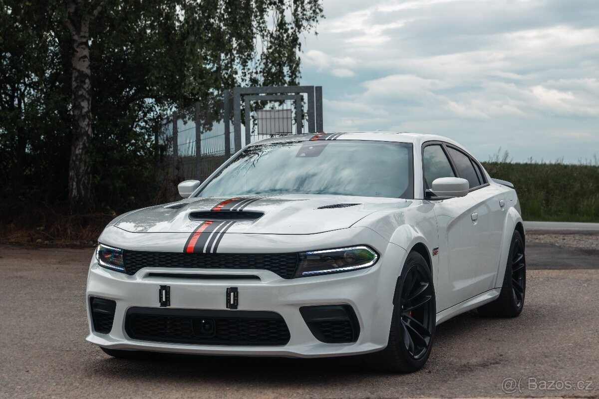 DODGE CHARGER SRT WIDEBODY 6,4l V8 DPH - Amerika Na Kolech