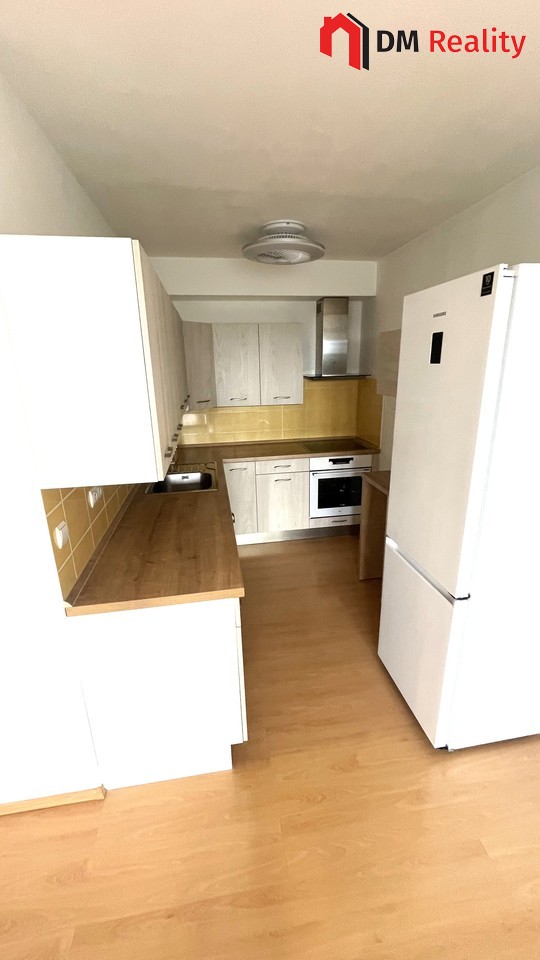 Pronájem bytu 2+kk, 43 m², ul. Na Okruhu , Praha 4 - Libuš