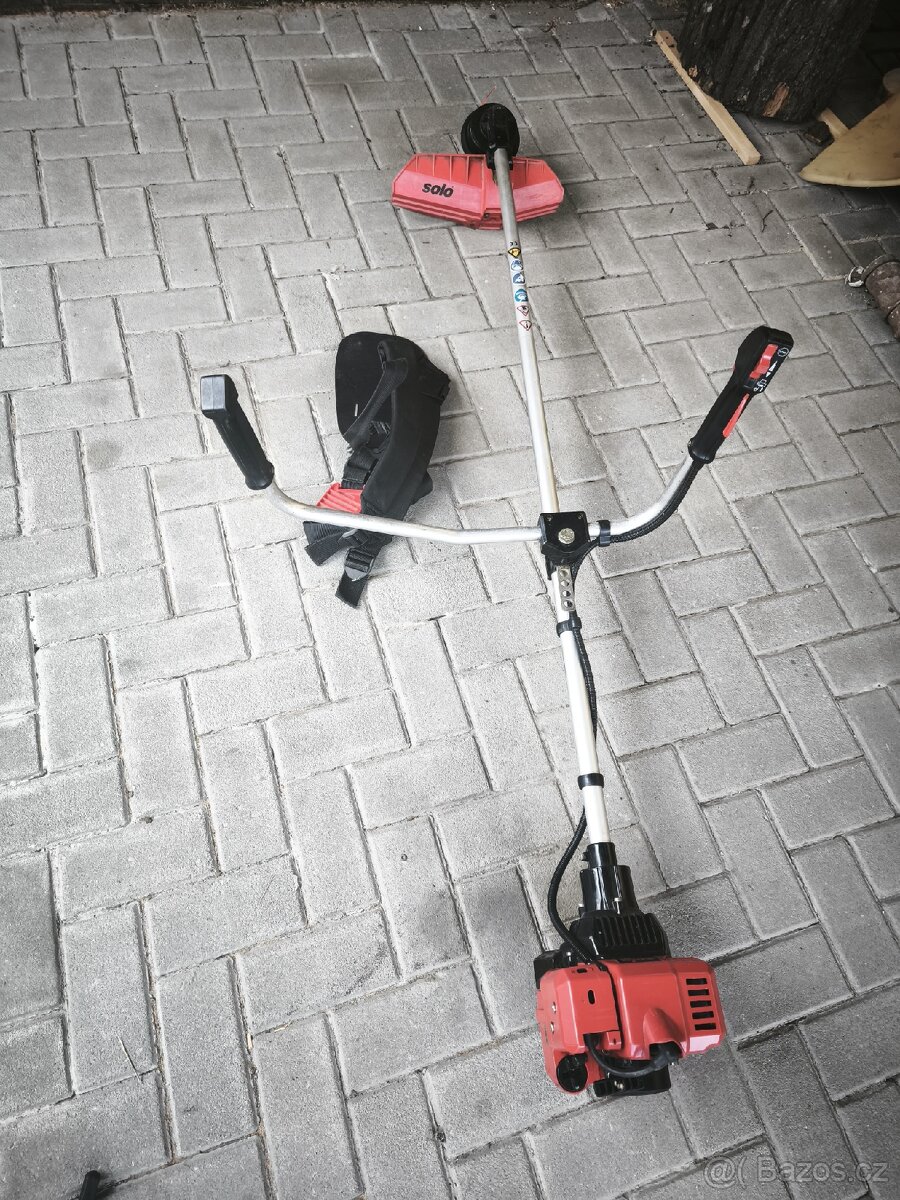 Křovinořez Solo 130